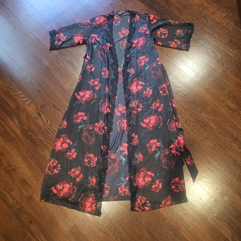 INC International Concepts Black and Red Floral Robe
